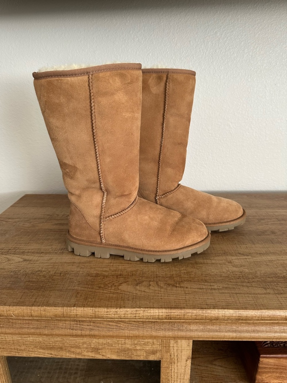 Ugg Tall Boots - Chestnut